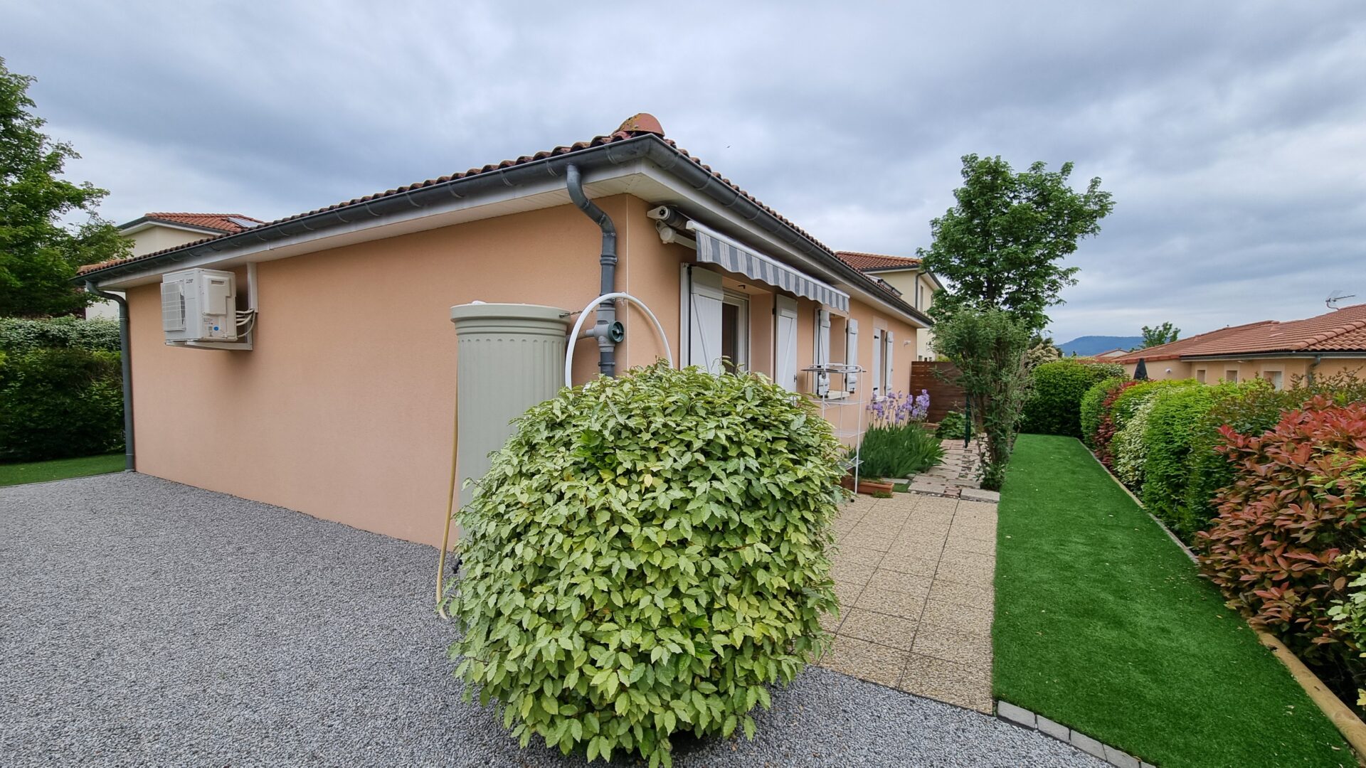 maison viager occupé cournon face arriere