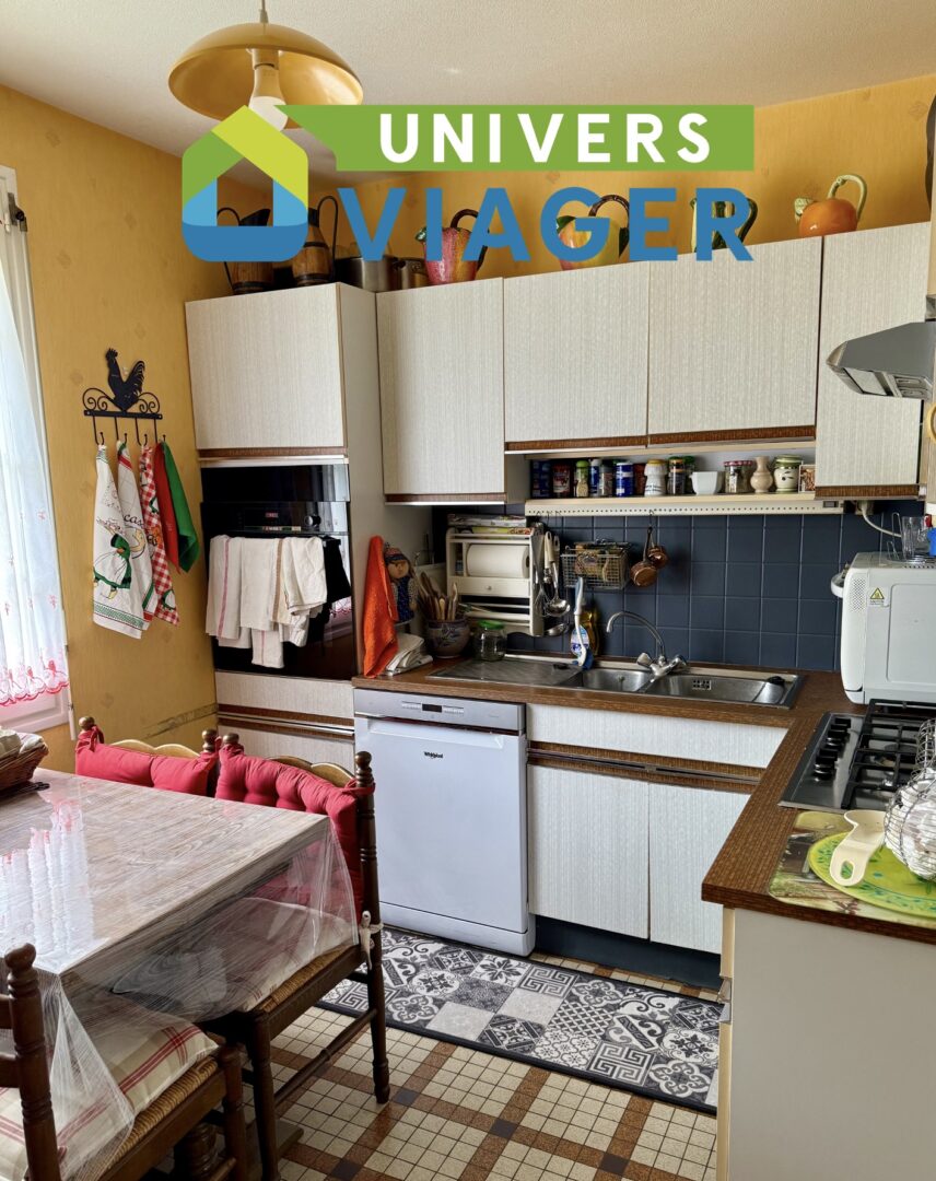 cd50-0005-saint-sauveur-le-vicomte-viager-occupe-5-cuisine