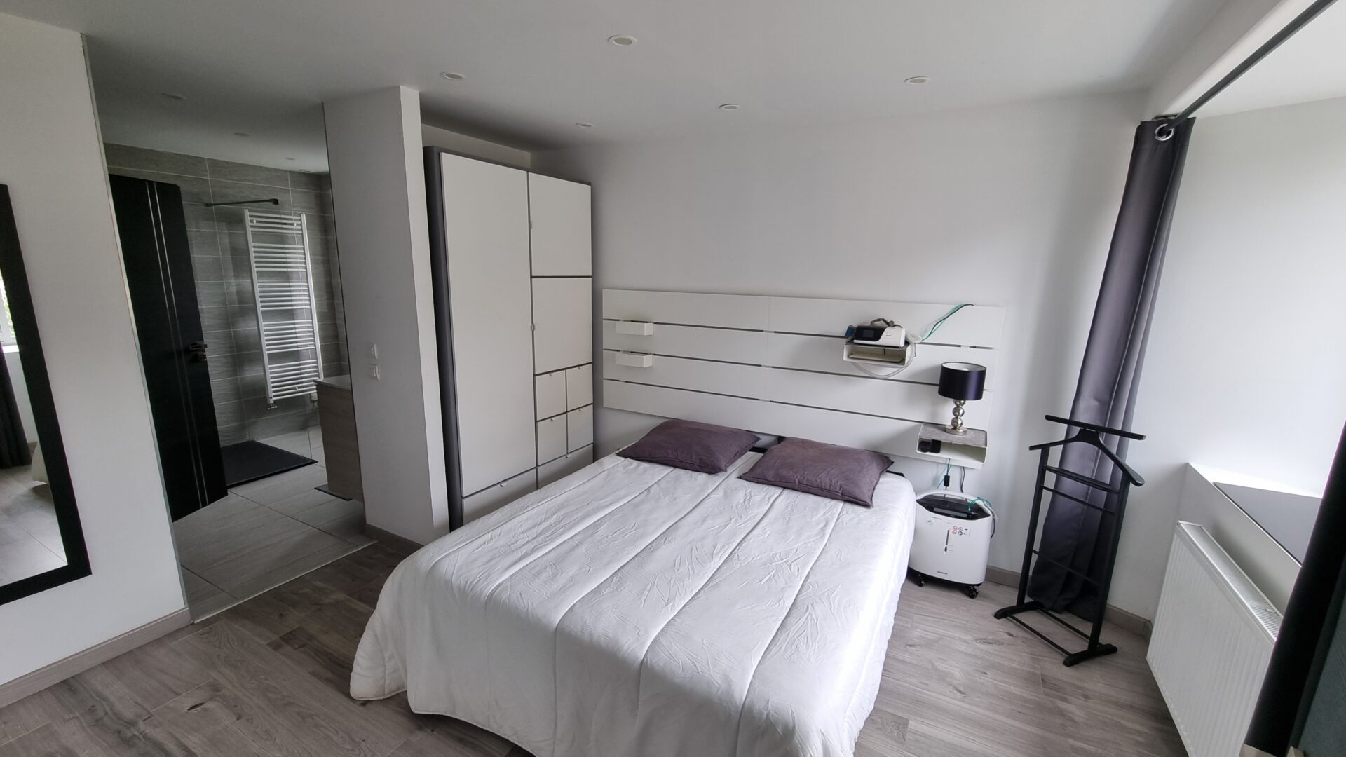 chambre rez de chaussée Maison viager occupé neuveglise sur truyere 15260.