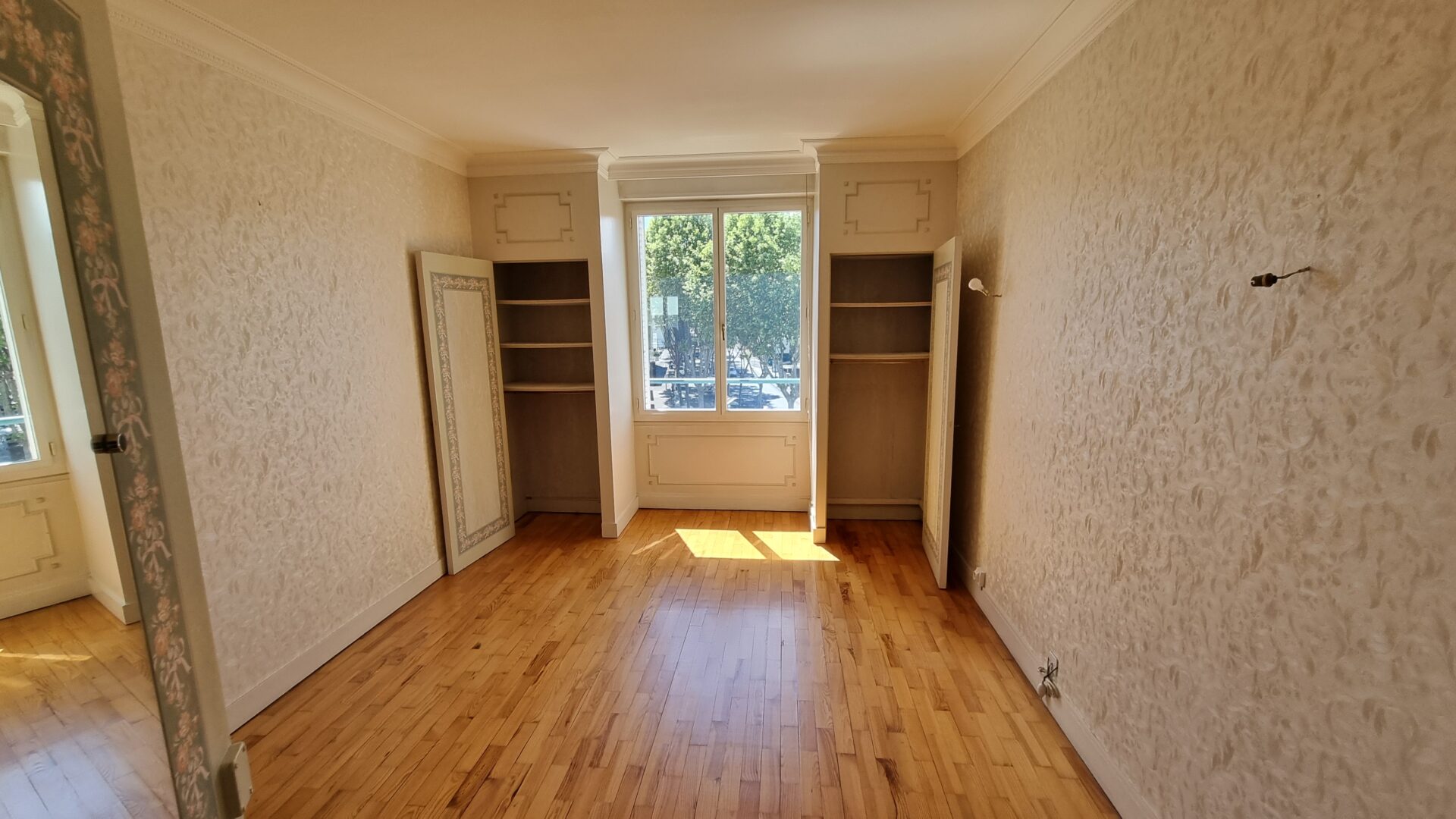 chambre 1 vue puy de dome appartement viager libre clermont ferrand