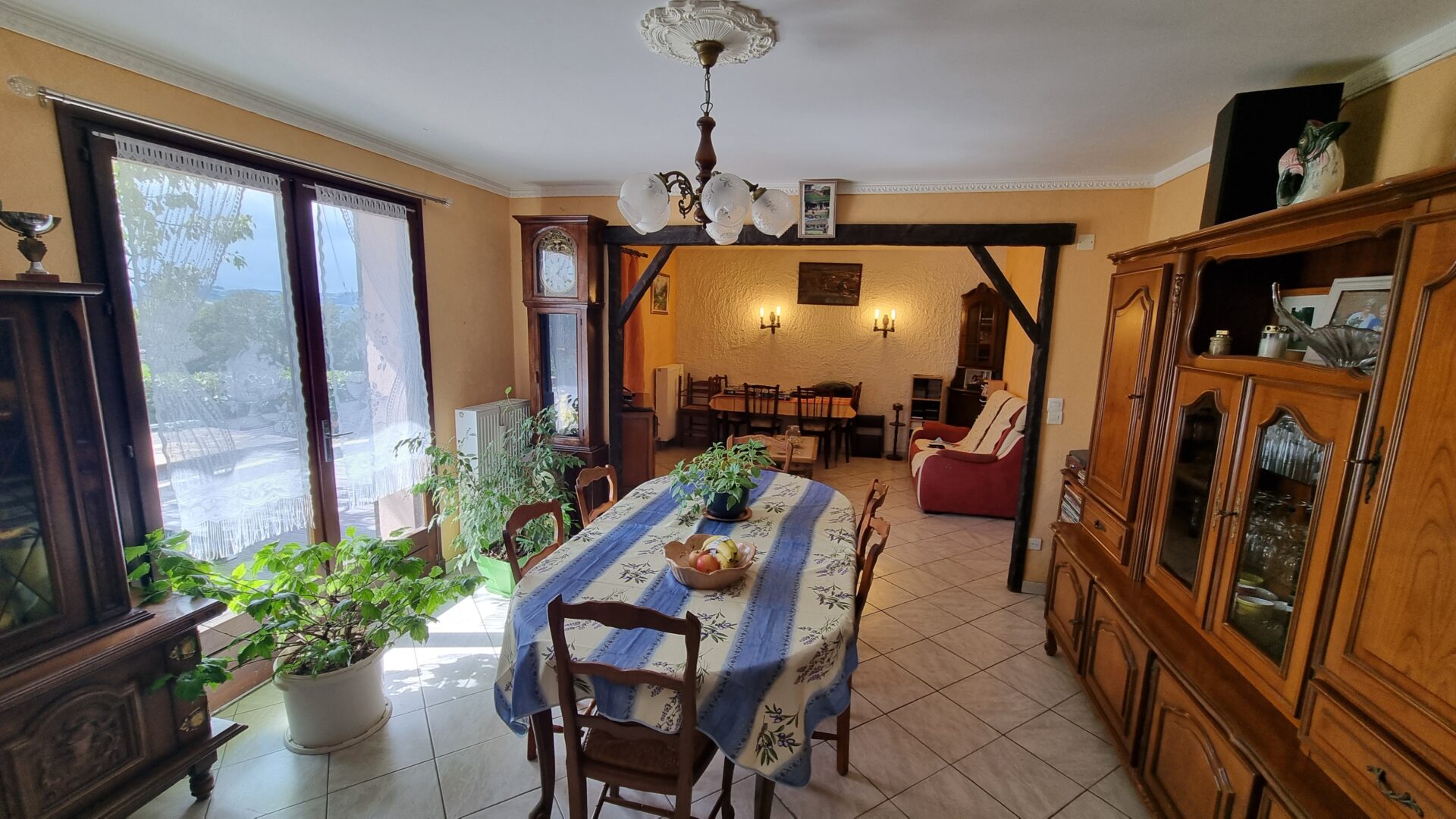 salle à manger salon Maison viager occupé Cordelle 42123