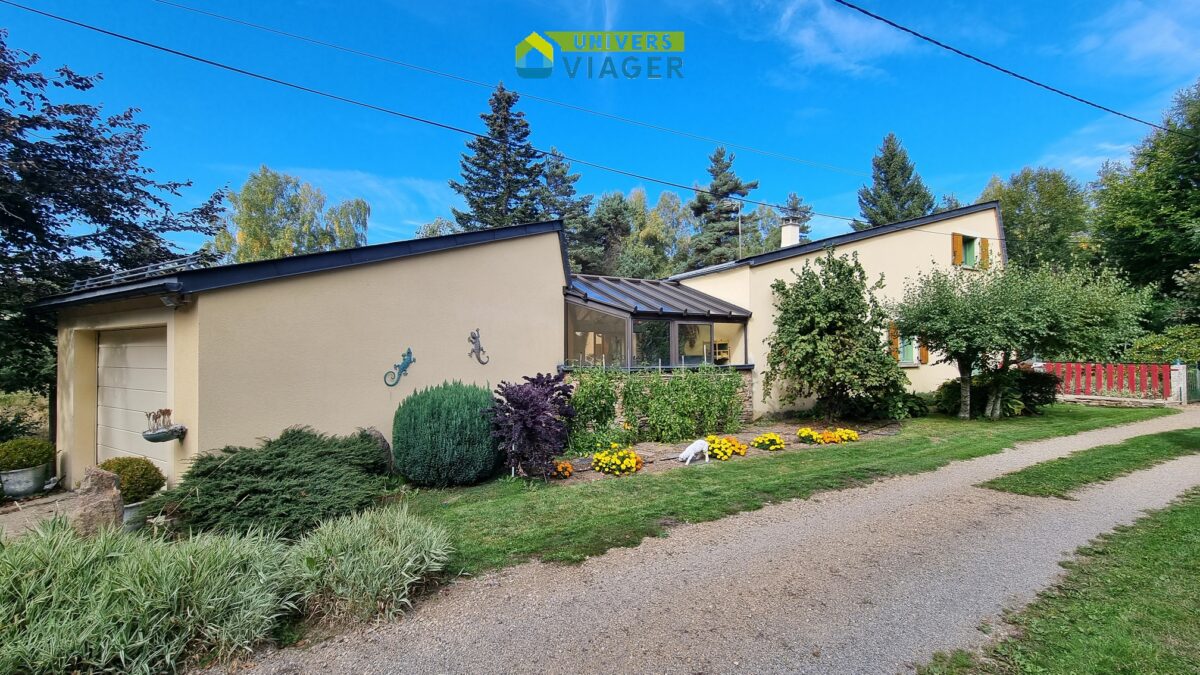 Facade Maison Viager occupé Mont Lozere et Goulet 48250