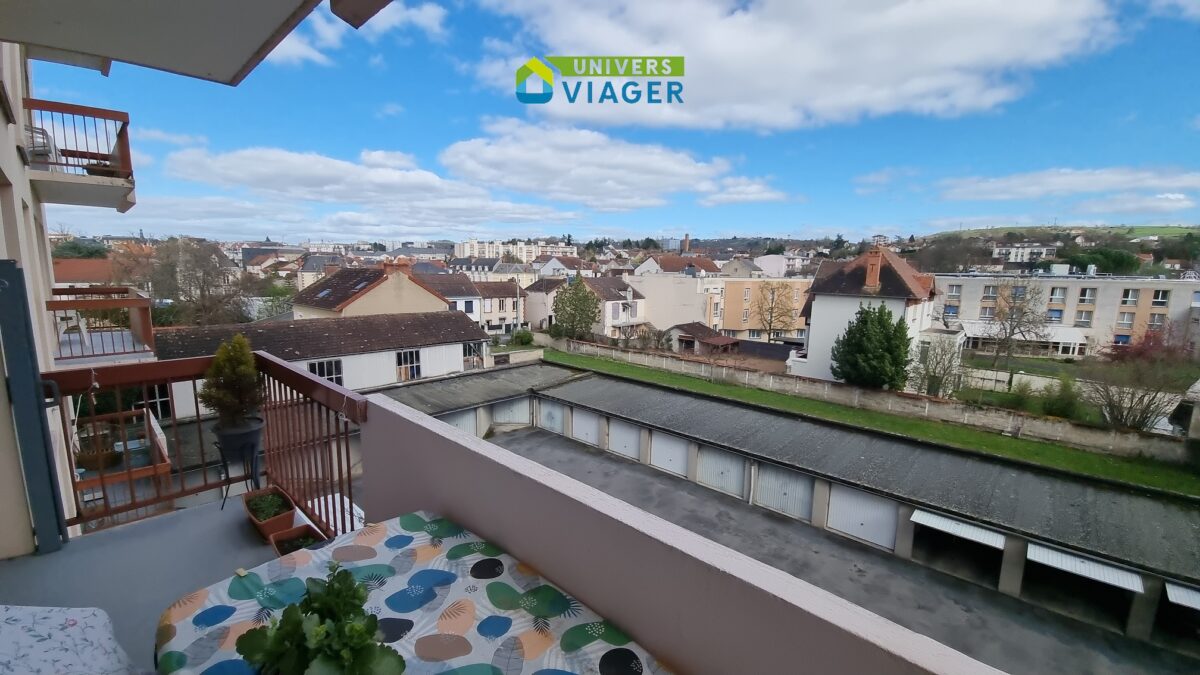 Couverture Balcon appartement viager libre Montlucon 03100
