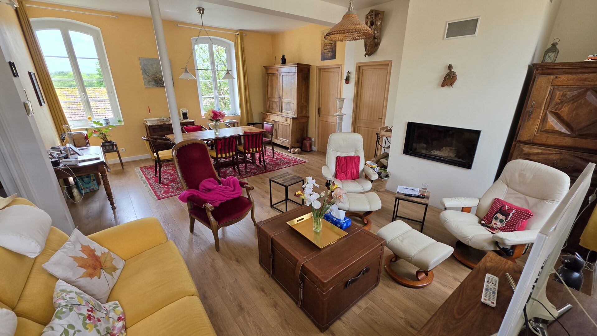 salon salle à manger Saint leopardin d augy 03160