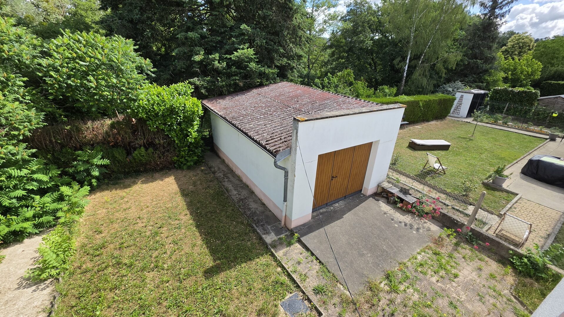 garage Viager occupé Lavault Saint Anne 03100