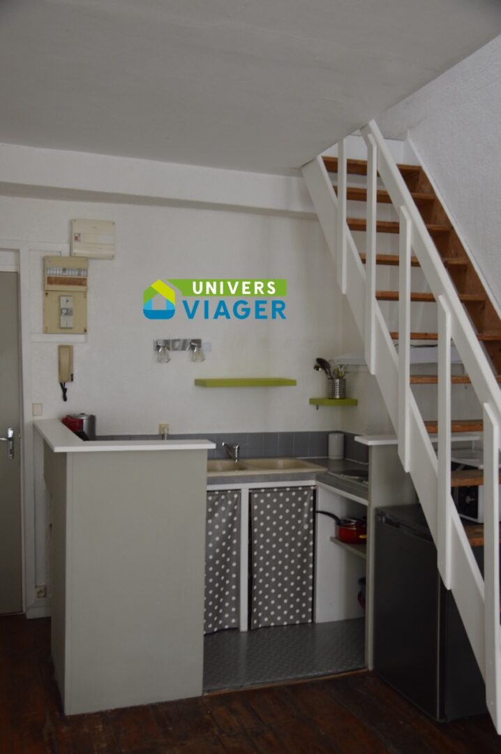 Immeuble en vente à terme libre à La Rochelle, rue des merciers Charente-Maritime
