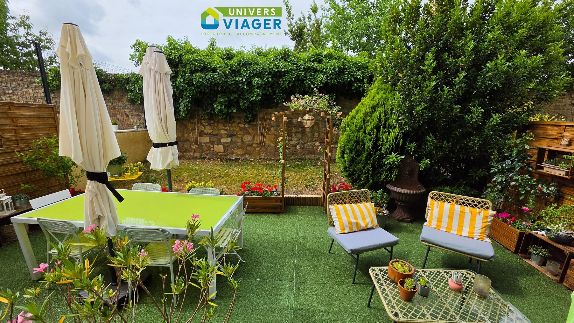 terrasse vue mur Appartement Viager occupé Moulins 030000