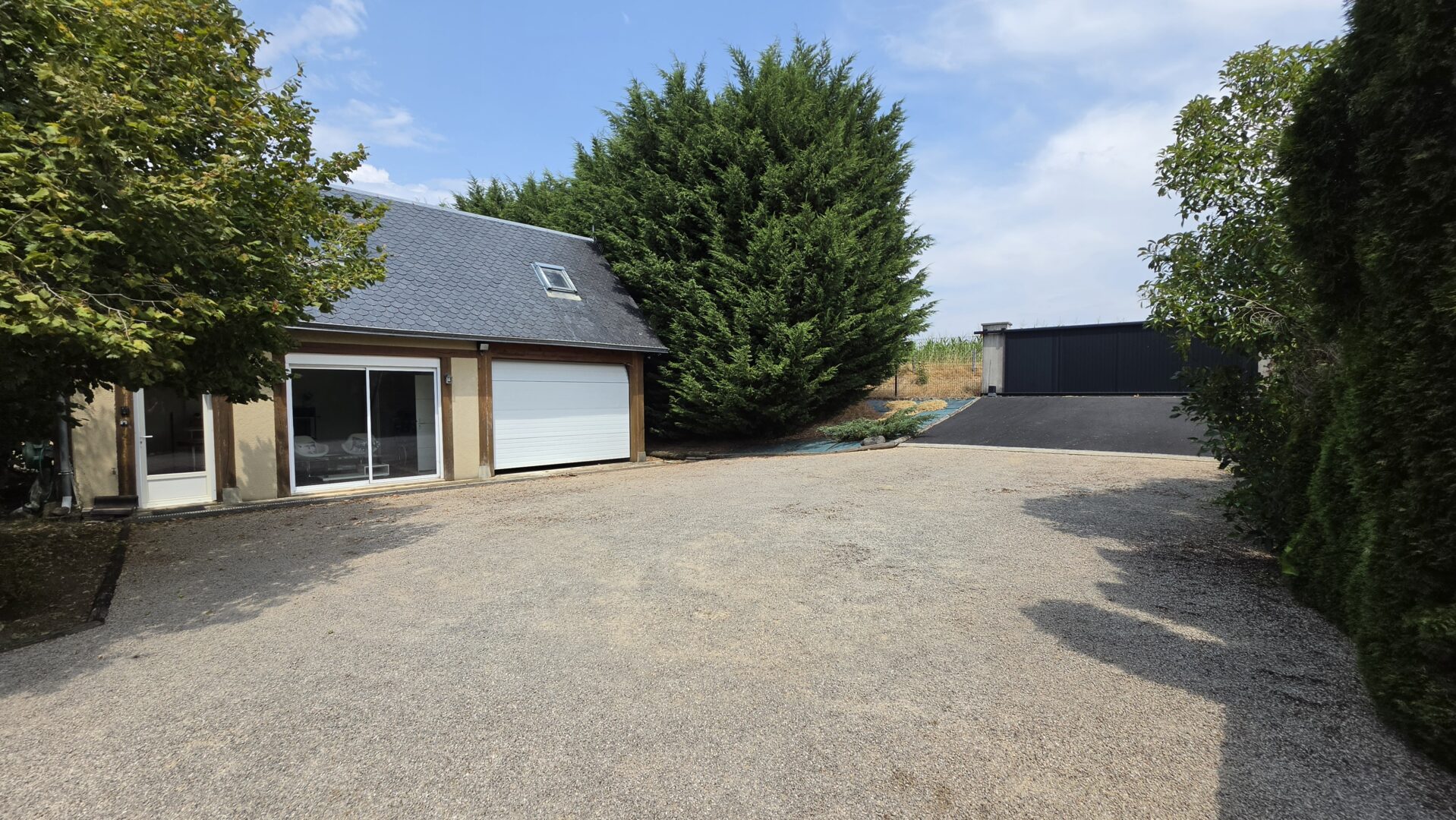 facade Maison Viager libre TAUSSAC 12600