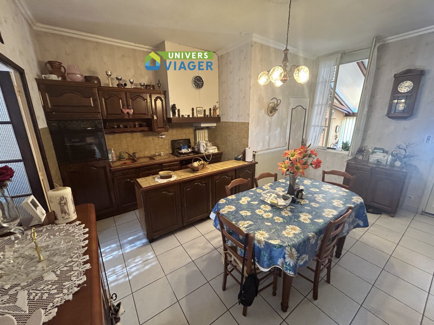 Saintes, viager occupé centre-ville