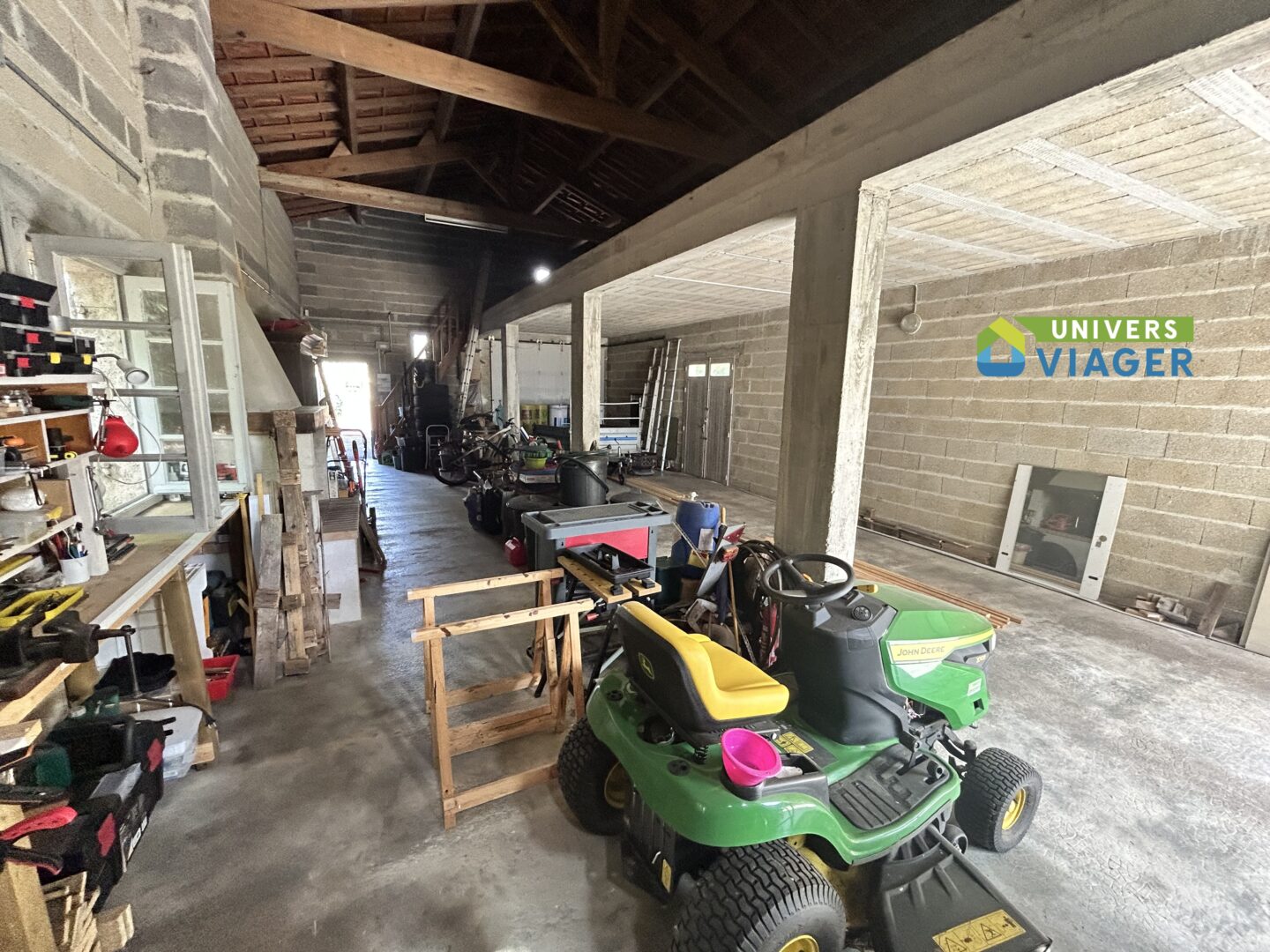 vente à terme libre-charpente-maritime-bordeaux-propriété-grande maison-4 chambres- grand garage- st martin de Coux