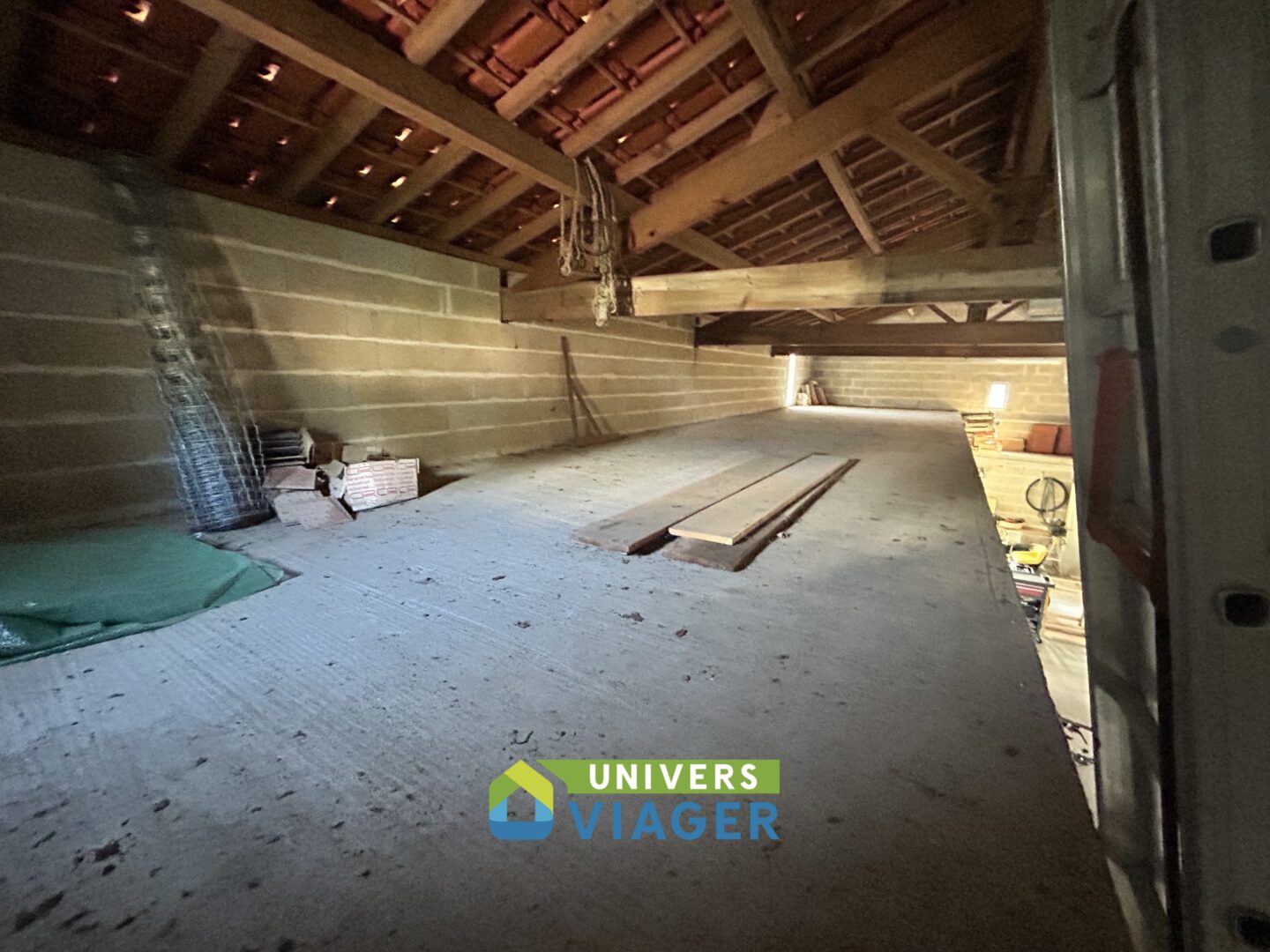 vente à terme libre-charpente-maritime-bordeaux-propriété-grande maison-4 chambres- grand garage- st martin de Coux