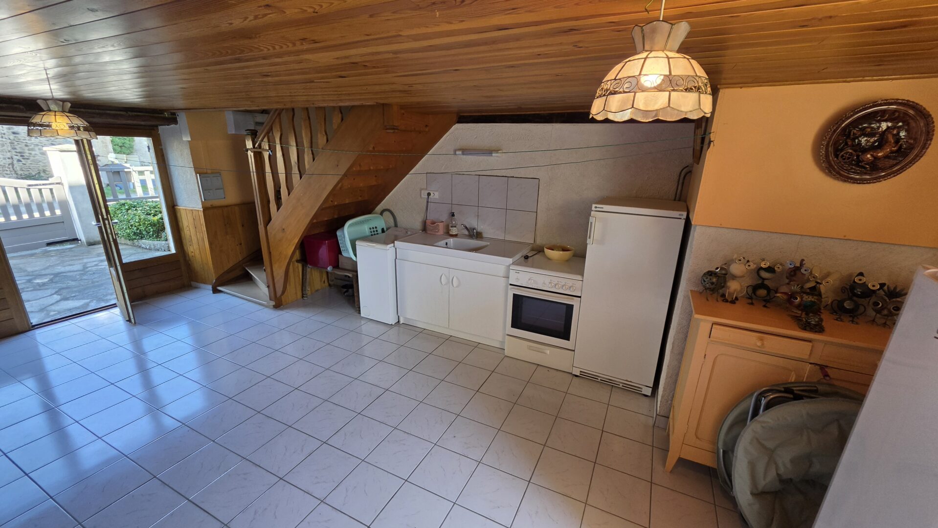 salon cuisine 2eme Maison viager occupé le vernet 63580